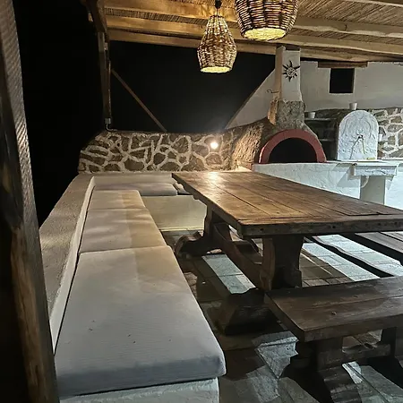 Skiathos Ira * كوكونارييس