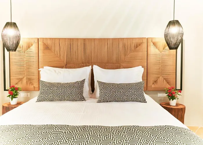 Villa Skiathos Ira Koukounaries